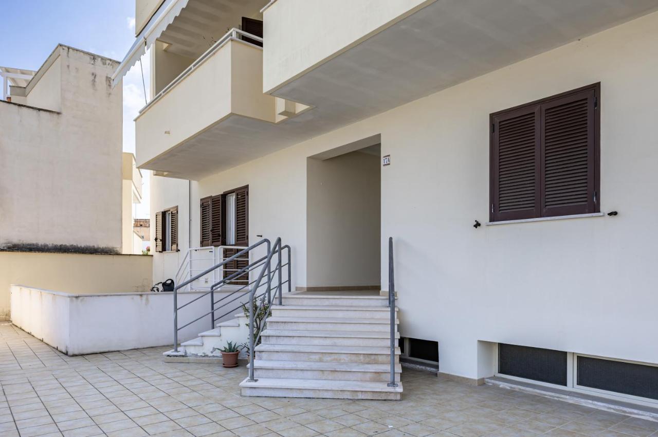 A Casa Da Massimo Central Apartment With Parking Otranto Exteriör bild